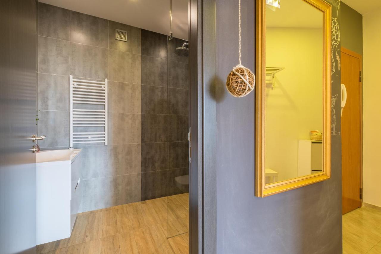 Artistic & Spacious 2Bd Central Apt By Flat Mаnager Sófia Exterior foto